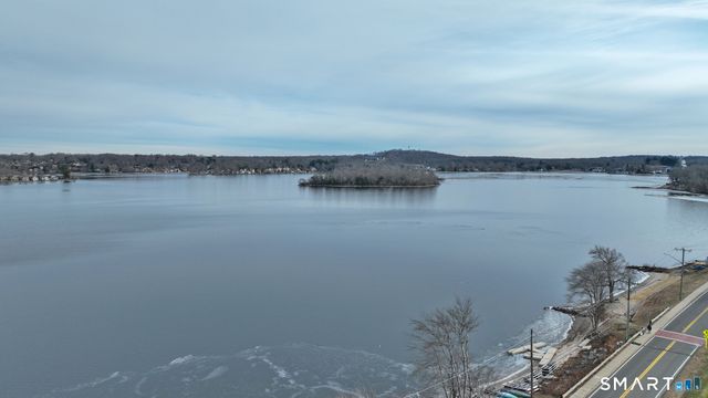 15 Waterview Circle, East Hampton, CT 06424