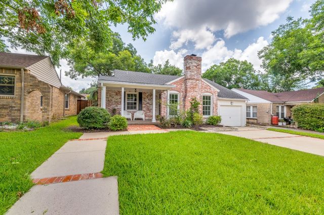 2866 Alden Avenue, Dallas, TX 75211