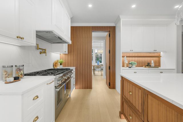 83 Old Mail Road, North Chatham, MA 02650