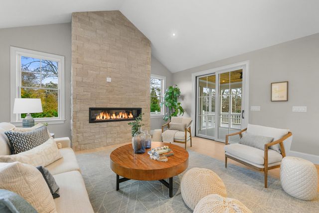 83 Old Mail Road, North Chatham, MA 02650