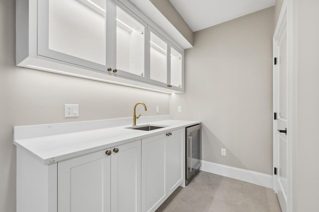 83 Old Mail Road, North Chatham, MA 02650