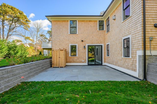 83 Old Mail Road, North Chatham, MA 02650