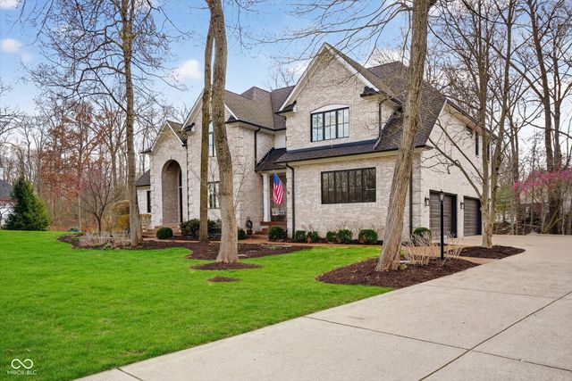 4248 Creekside Pass, Zionsville, IN 46077