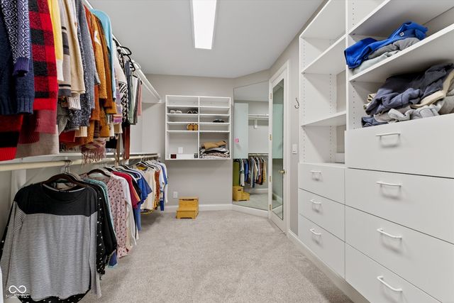 4248 Creekside Pass, Zionsville, IN 46077