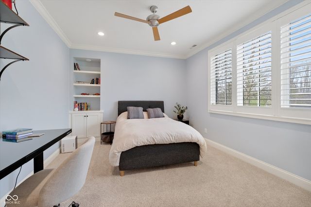 4248 Creekside Pass, Zionsville, IN 46077