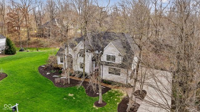 4248 Creekside Pass, Zionsville, IN 46077