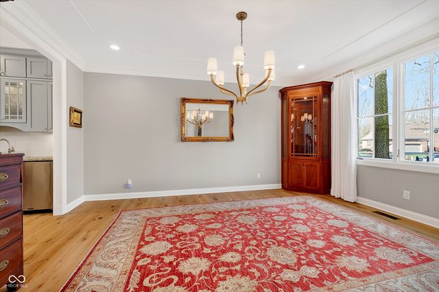 4248 Creekside Pass, Zionsville, IN 46077