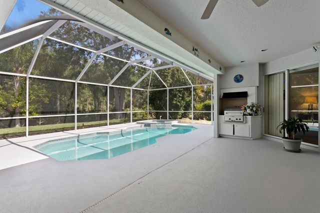17888 ARBOR GREENE DRIVE, Tampa, FL 33647