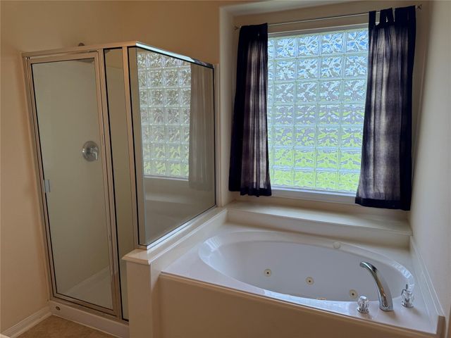 10727 Gilford Crest Drive, Spring, TX 77379