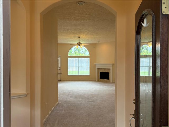 10727 Gilford Crest Drive, Spring, TX 77379