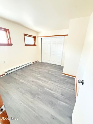 772 Eastern Avenue, Schenectady, NY 12308