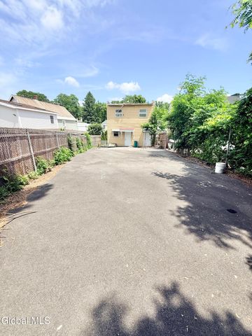 772 Eastern Avenue, Schenectady, NY 12308