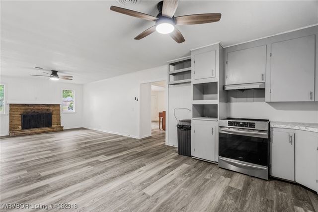 1804 Central Street, Poteau, OK 74953