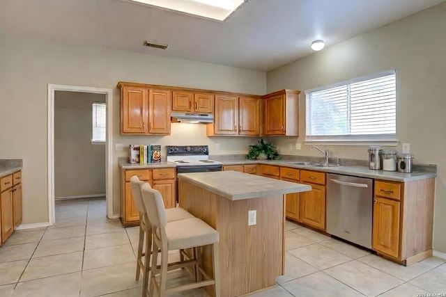8834 Ridgefront, San Antonio, TX 78250