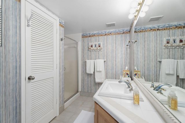 3870 N Highway A1a 604, Fort Pierce, FL 34949