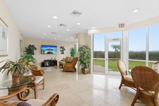3870 N Highway A1a 604, Fort Pierce, FL 34949