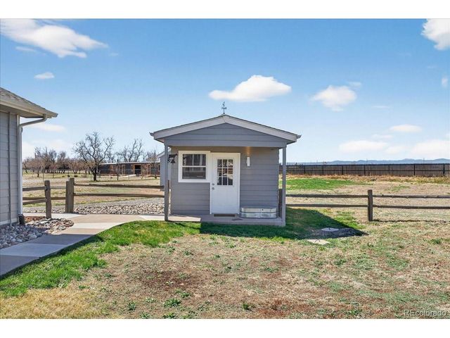 23767 E Byers Pl, Aurora, CO 80018