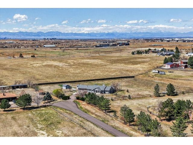 23767 E Byers Pl, Aurora, CO 80018