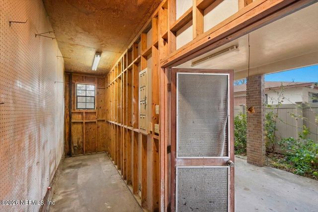 500 BROWARD Road, Jacksonville, FL 32218