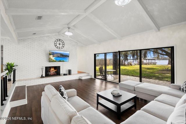 500 BROWARD Road, Jacksonville, FL 32218