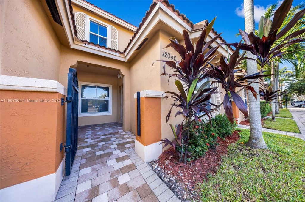 12040 SW 28th St 406-4, Miramar, FL 33025