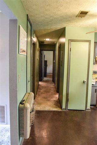 8943 Gatewood Circle, Jonesboro, GA 30238