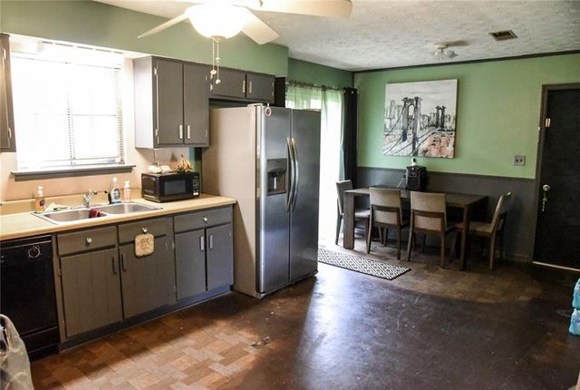 8943 Gatewood Circle, Jonesboro, GA 30238