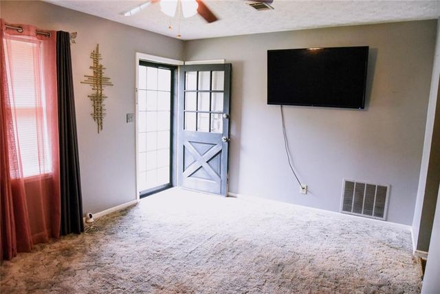 8943 Gatewood Circle, Jonesboro, GA 30238