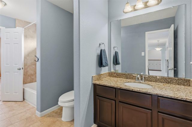 12402 Garnet Road, Mont Belvieu, TX 77535