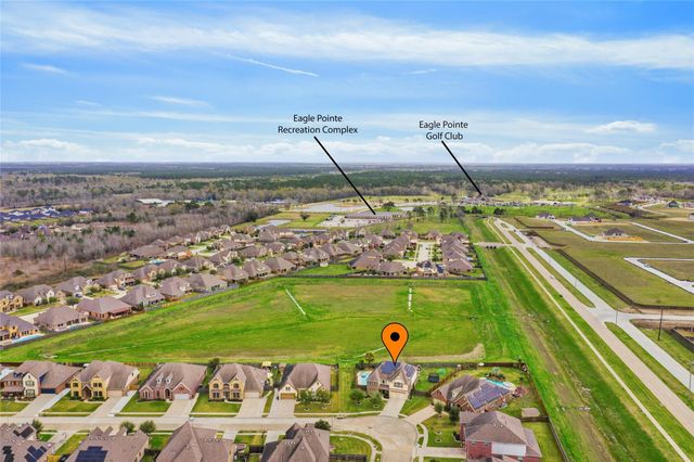 12402 Garnet Road, Mont Belvieu, TX 77535