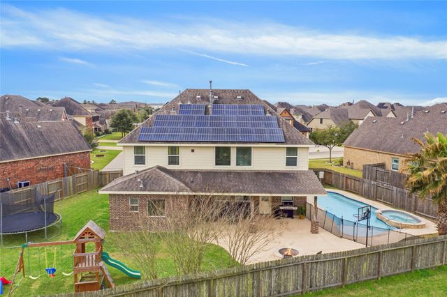 12402 Garnet Road, Mont Belvieu, TX 77535