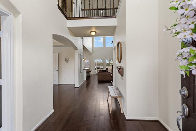 12402 Garnet Road, Mont Belvieu, TX 77535