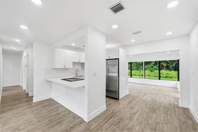 1812 SW 30th Street, Fort Lauderdale, FL 33315