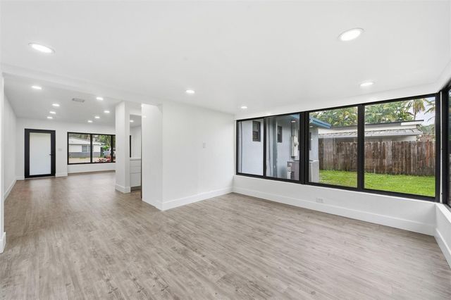 1812 SW 30th Street, Fort Lauderdale, FL 33315