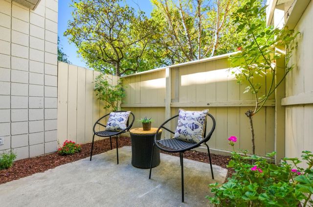 1101 Pomeroy Avenue, Santa Clara, CA 95051