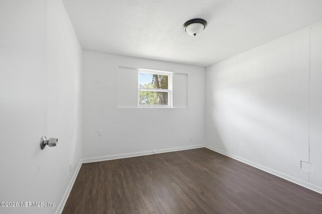 5134 MONCRIEF Road W, Jacksonville, FL 32209