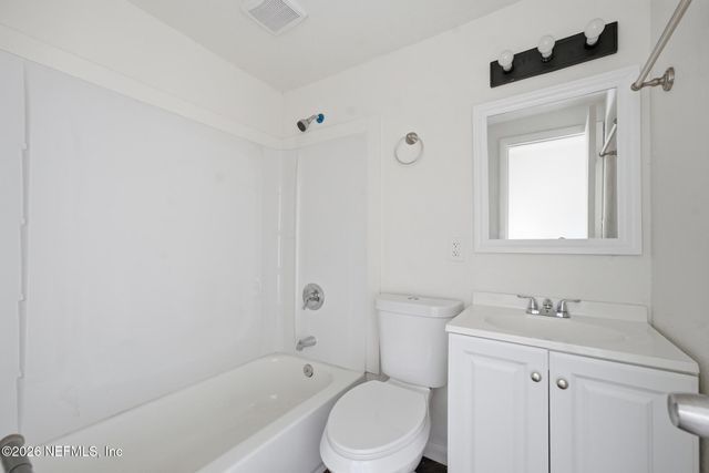 5134 MONCRIEF Road W, Jacksonville, FL 32209