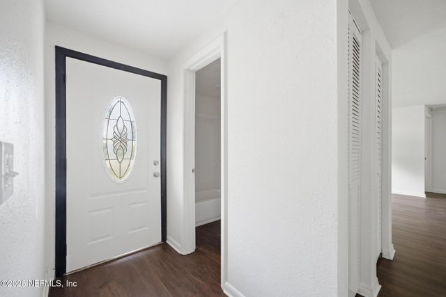 5134 MONCRIEF Road W, Jacksonville, FL 32209