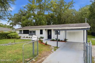 5134 MONCRIEF Road W, Jacksonville, FL 32209