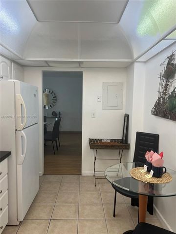 3901 S Ocean Drive 14T, Hollywood, FL 33019