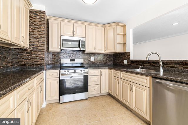 468 WOODHAVEN PLZ, Philadelphia, PA 19116