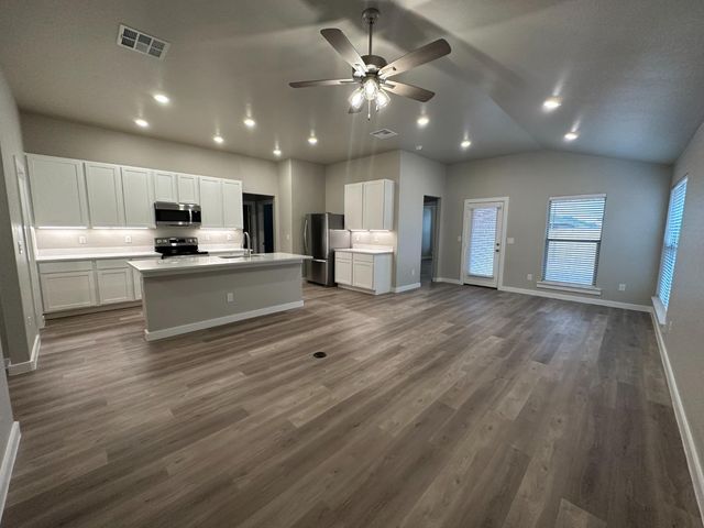 13213 Sherman Avenue, Lubbock, TX 79423
