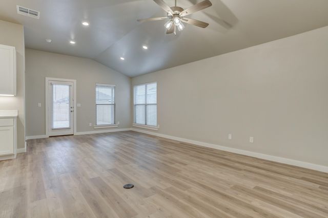 13213 Sherman Avenue, Lubbock, TX 79423
