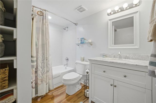 100 E Ocean View Ave Apt 210, Norfolk, VA 23503