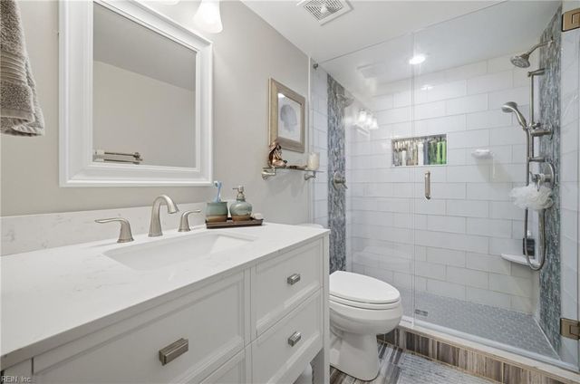 100 E Ocean View Ave Apt 210, Norfolk, VA 23503