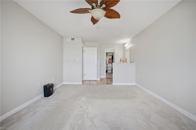 100 E Ocean View Ave Apt 210, Norfolk, VA 23503