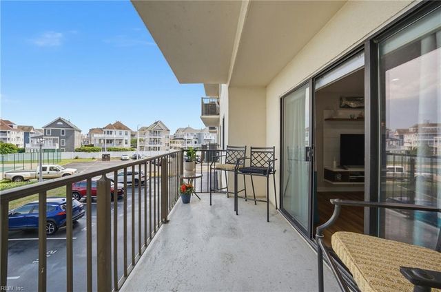 100 E Ocean View Ave Apt 210, Norfolk, VA 23503