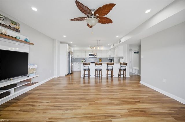 100 E Ocean View Ave Apt 210, Norfolk, VA 23503