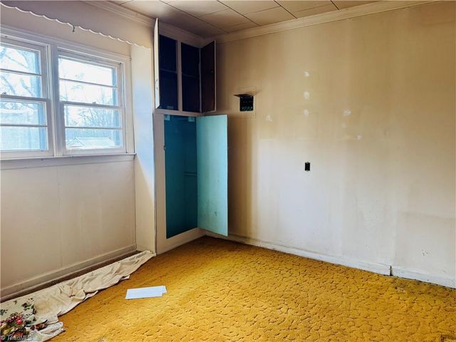 138 Glenn Williams Drive, Randleman, NC 27317