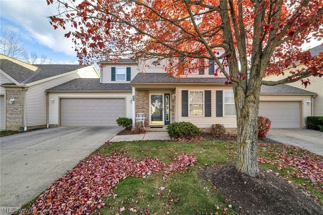 8319 Robinwood Terrace, Macedonia, OH 44056